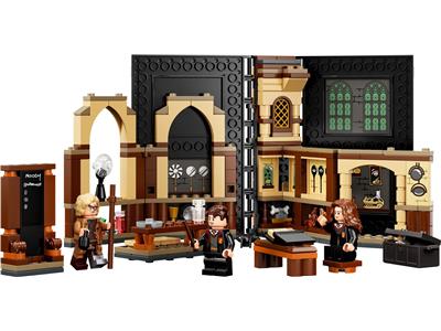 76397 Hogwarts Moment: Defence Against the Dark Arts Class